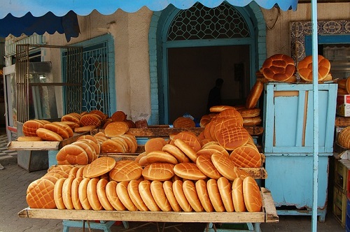bread market in tunisia - copyright jackmac34 pixabay